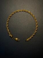 The Crest – Gilded