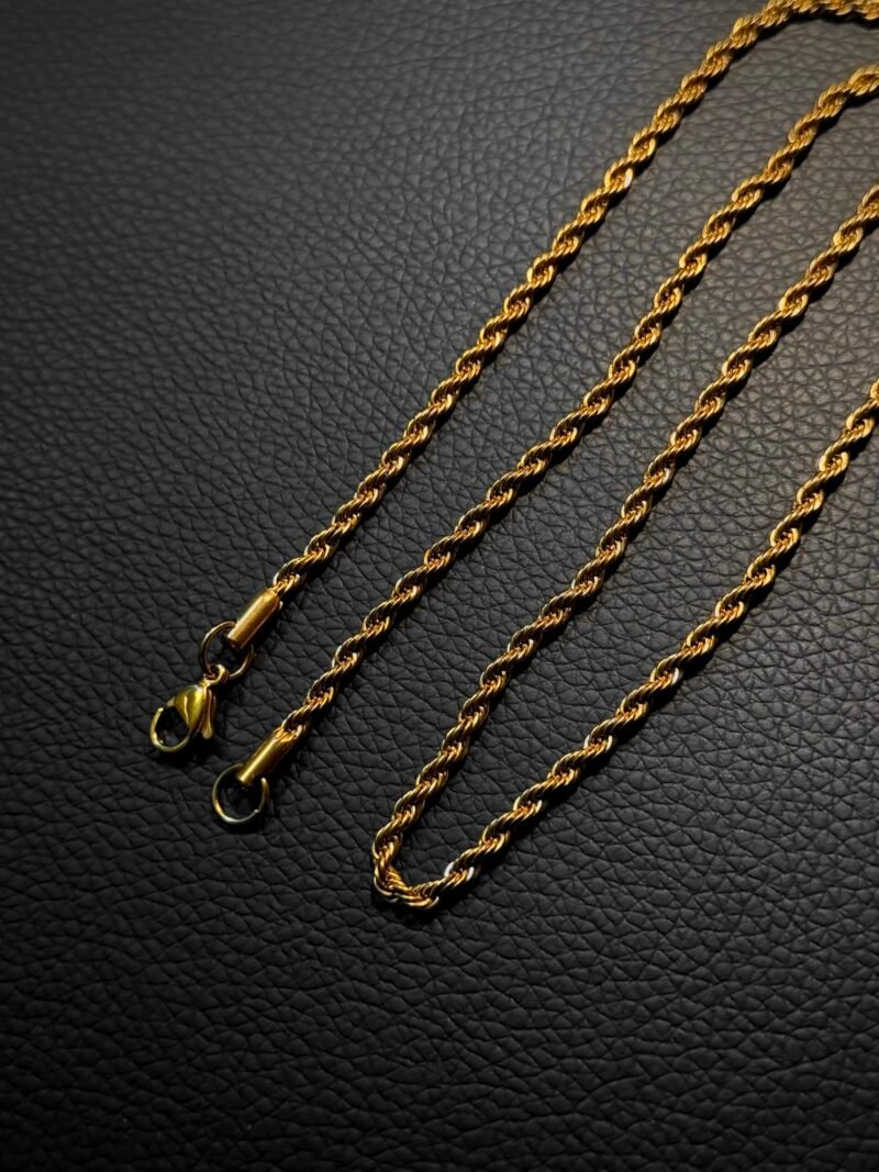 The Sentinel – Gilded